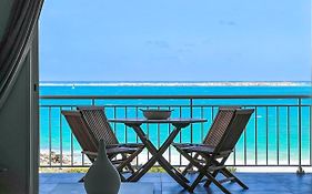 Grand studio vue mer exceptionnelle sur la BO